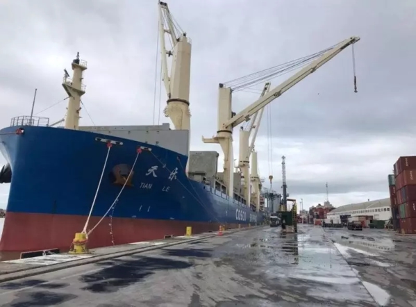 Marinha do Brasil fecha canal do Porto de Itajaí e Navegantes