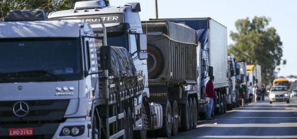 auxílio caminhoneiro