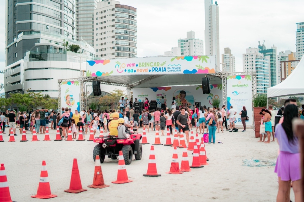 Evento Vem Brincar na Praia