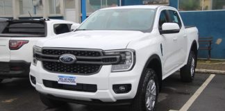 Secretaria de Pesca de Porto Belo recebe novo veículo