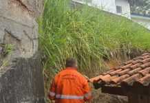 Defesa Civil de Porto Belo anuncia conclusão do projeto para muro de contenção aos fundos de escola no bairro Araçá