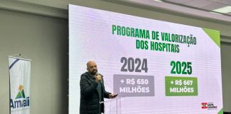Secretário da Saúde apresenta investimentos e debate avanços para os municípios do Vale do Itapocu