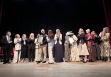 Prêmio Educador Elpídio Barbosa presta homenagem a 39 professores da rede estadual em Florianópolis