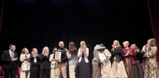 Prêmio Educador Elpídio Barbosa presta homenagem a 39 professores da rede estadual em Florianópolis