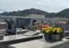 Cemitério municipal de Itapema recebe preparativos para o Dia de Finados